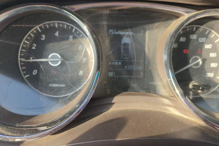 Used Baojun 730 2016 1.5L Manual Luxury Edition 7 Seats Instrument Cluster