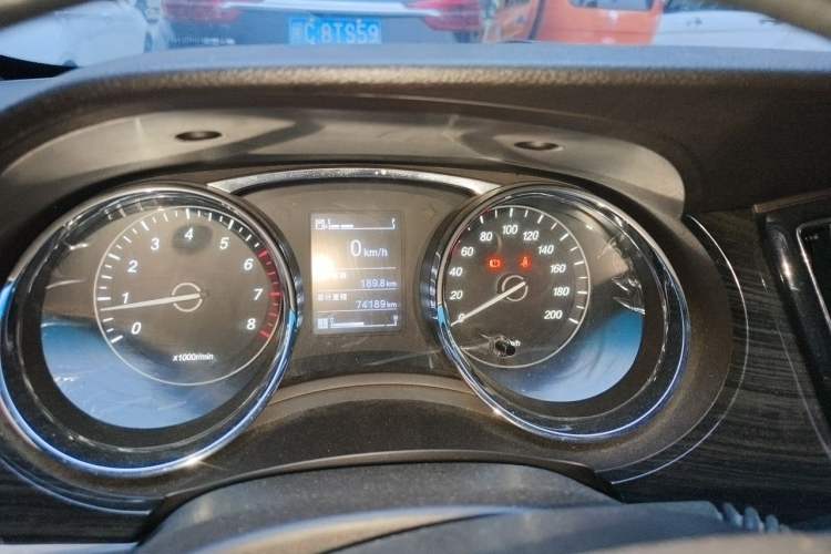 Used Baojun 730 2016 1.5L Manual Comfort Version 7 Seats China V Emission Standard Instrument Cluster