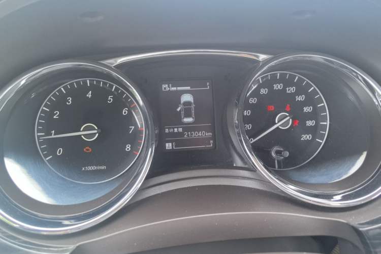 Used Baojun 730 2016 1.5L Manual Luxury Edition 7 Seats Instrument Cluster