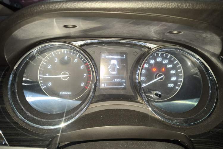 Used Baojun 730 2016 1.5L Manual Comfort Version 7 Seats China V Emission Standard Instrument Cluster