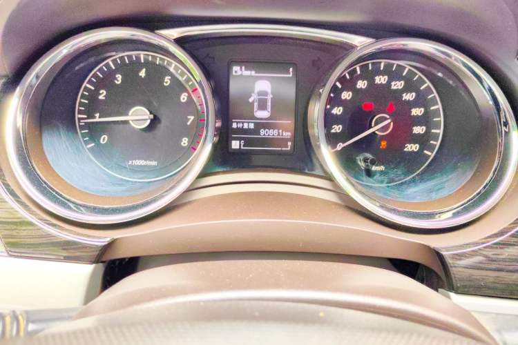 Used Baojun 730 2016 1.8L iAMT Comfort Version 7 Seats Instrument Cluster