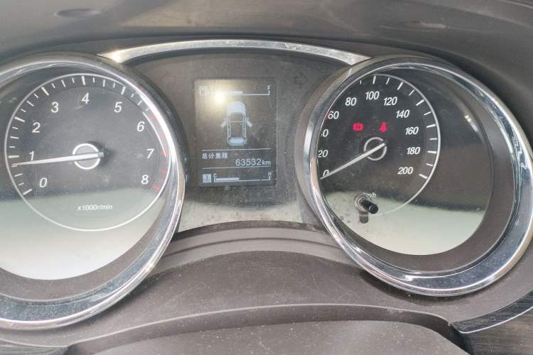 Used Baojun 730 2016 1.5L Manual Comfort Version 7 Seats China V Emission Standard Instrument Cluster