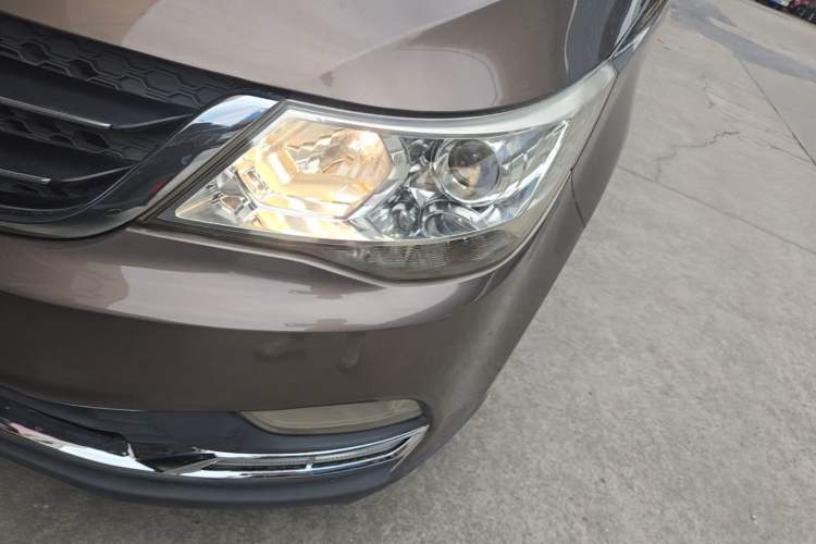 Used Baojun 730 2016 1.5L Manual Comfort Version 7 Seats China V Emission Standard Left Front Headlight