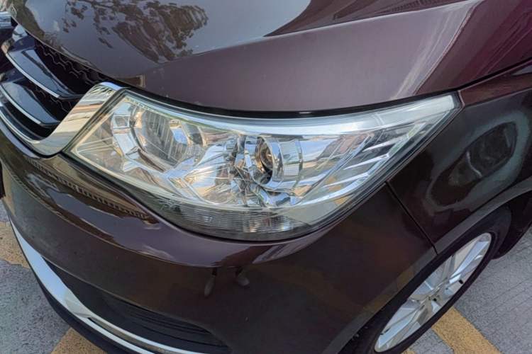 Used Baojun 730 2016 Revised 1.5L Manual Standard Version 7 Seats China V Emission Standard Left Front Headlight