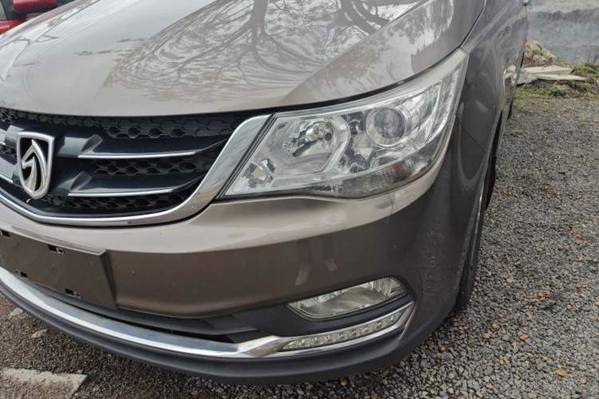 Used Baojun 730 2016 1.5L Manual Luxury Edition 7 Seats Left Front Headlight