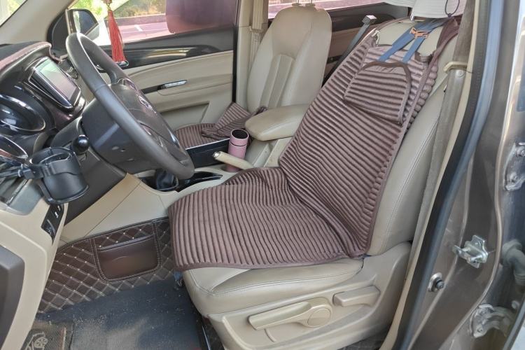 Used Baojun 730 2016 1.5L Manual Comfort Version 7 Seats China V Emission Standard Left Front Seat