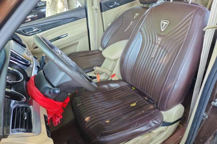 Used Baojun 730 2016 1.5L Manual Comfort Version 7 Seats China V Emission Standard Left Front Seat