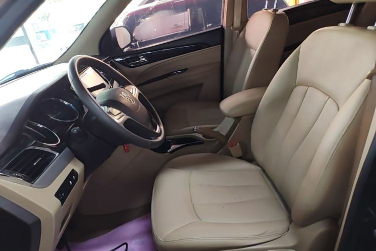 Used Baojun 730 2016 1.5L Manual Comfort Version 7 Seats China V Emission Standard Left Front Seat