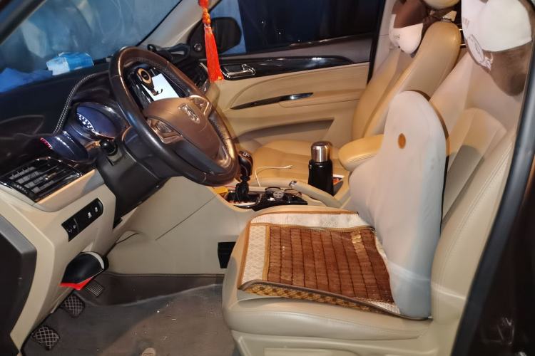 Used Baojun 730 2016 1.5T Manual Luxury Edition 7 Seats Left Front Seat