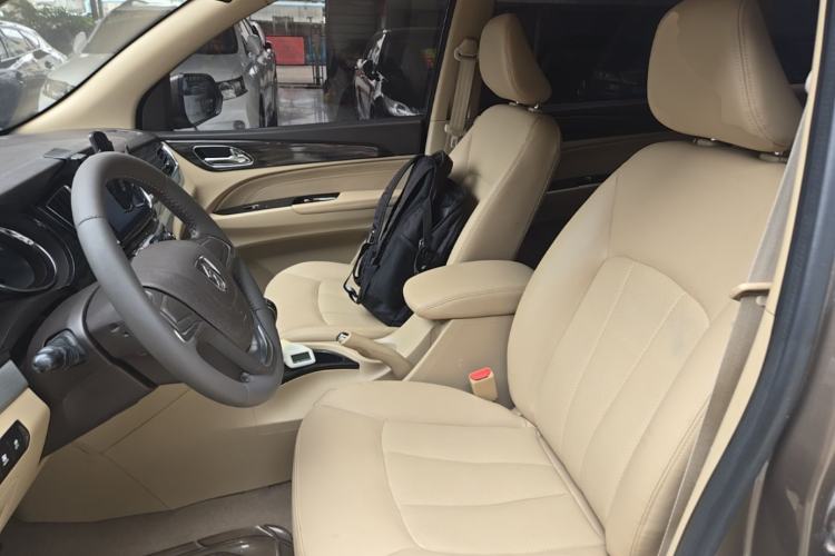 Used Baojun 730 2016 1.5L Manual Comfort Version 7 Seats China V Emission Standard Left Front Seat