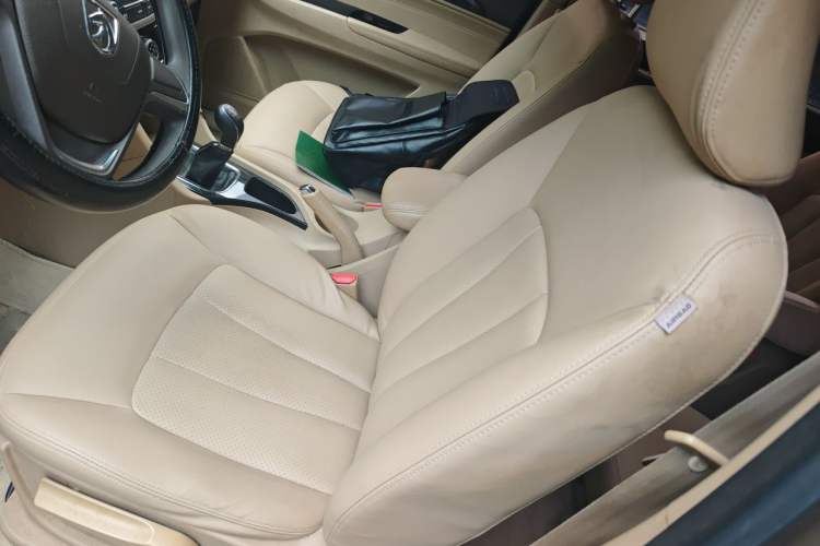 Used Baojun 730 2016 1.5L Manual Comfort Version 7 Seats China V Emission Standard Left Front Seat