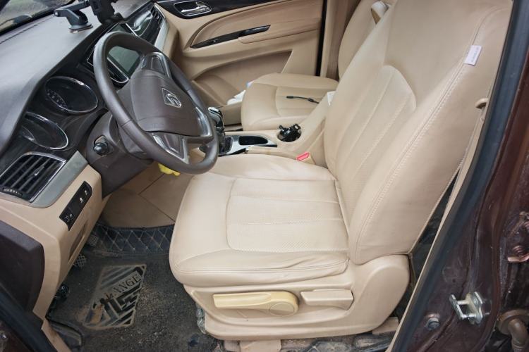 Used Baojun 730 2016 1.5L Manual Comfort Version 7 Seats China V Emission Standard Left Front Seat