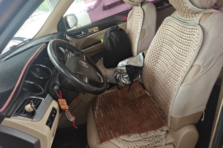 Used Baojun 730 2016 1.5L Manual Comfort Version 7 Seats China V Emission Standard Left Front Seat