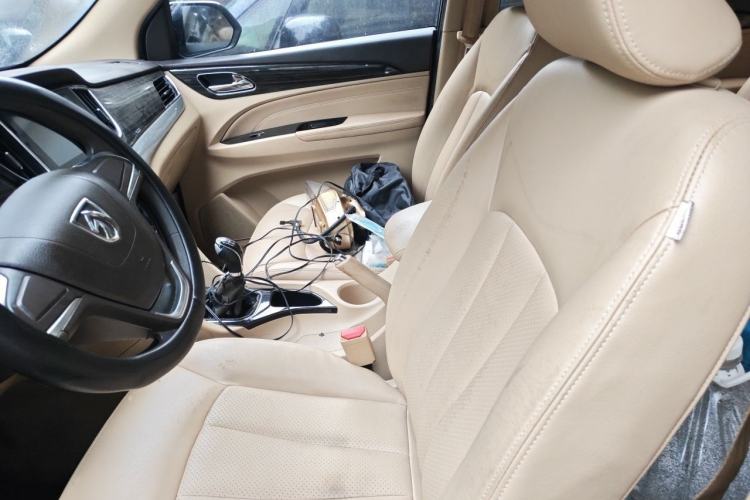 Used Baojun 730 2016 1.5L Manual Comfort Version 7 Seats China V Emission Standard Left Front Seat