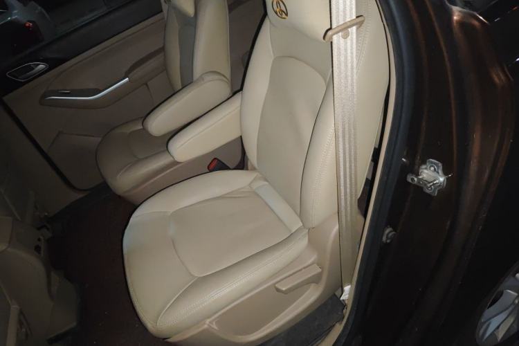 Used Baojun 730 2016 1.5L Manual Value Edition 7 Seats China V Emission Standard Left Rear Seat