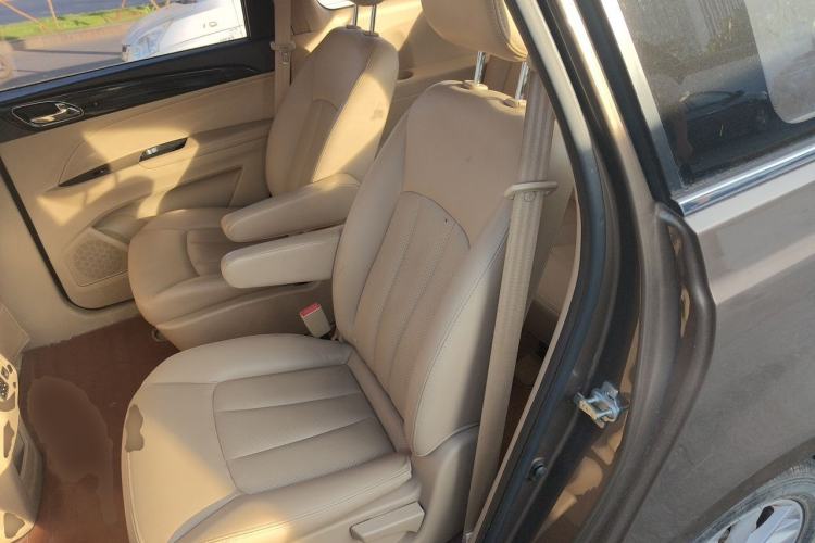 Used Baojun 730 2016 1.5L Manual Luxury Edition 7 Seats Left Rear Seat