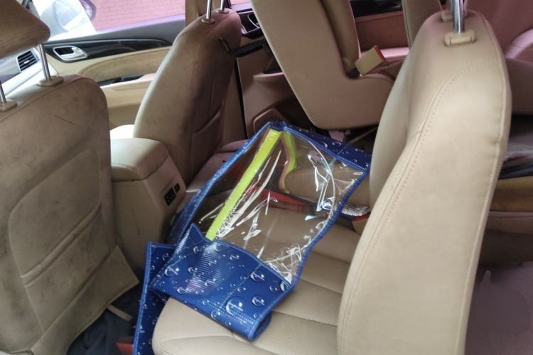 Used Baojun 730 2016 1.5L Manual Luxury Edition 7 Seats Left Rear Seat