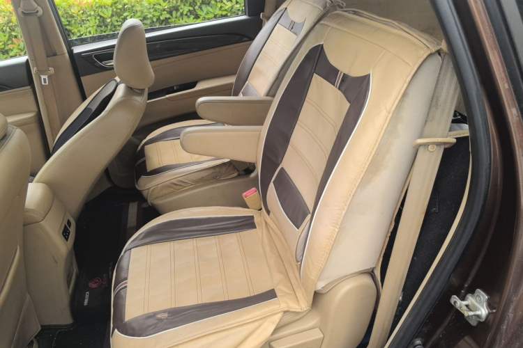 Used Baojun 730 2016 1.5L Manual Luxury Edition 7 Seats Left Rear Seat