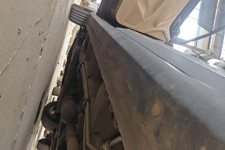 Used Baojun 730 2016 1.8L iAMT Luxury Model 7 Seats Left Side Sill