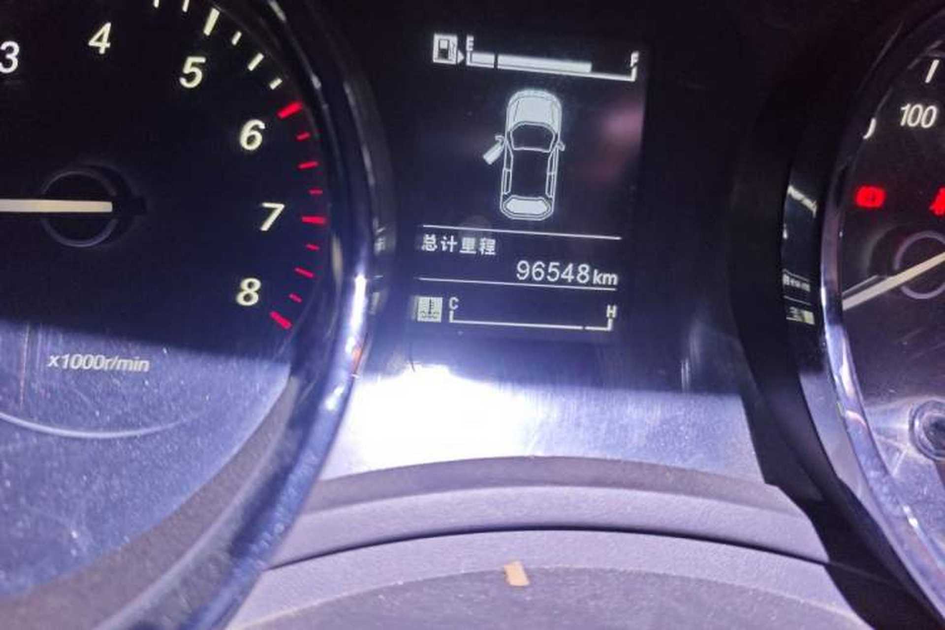 Used Baojun 730 2016 1.5L Manual Comfort Version 7 Seats China V Emission Standard Odometer Close Up