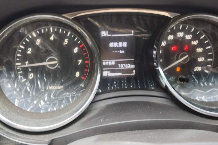 Used Baojun 730 2016 1.5L Manual Comfort Version 7 Seats China V Emission Standard Odometer Close Up