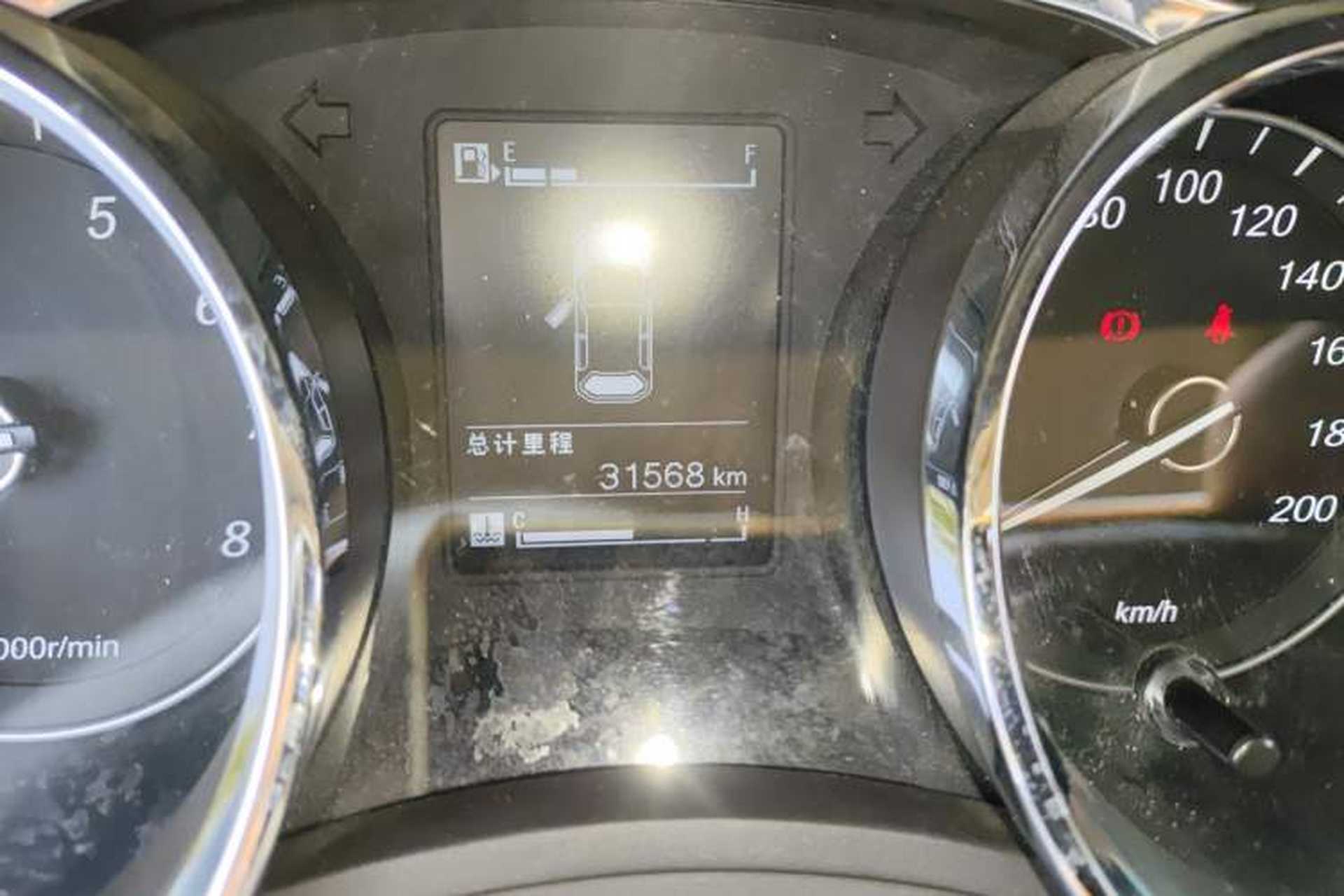 Used Baojun 730 2016 1.5L Manual Comfort Version 7 Seats China V Emission Standard Odometer Close Up
