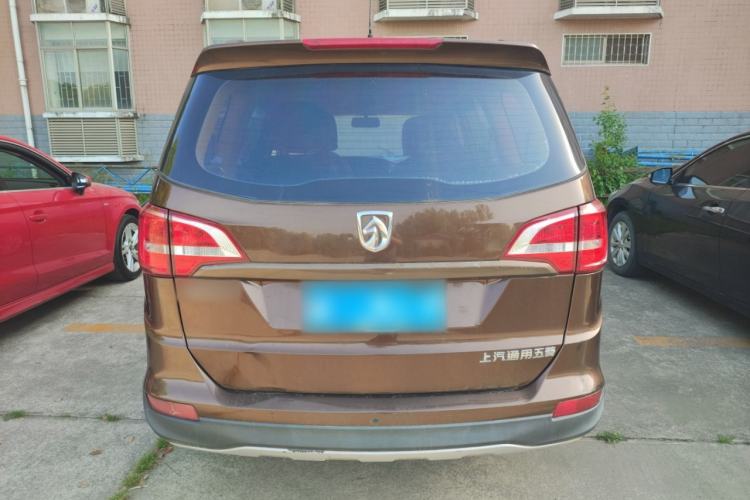 Used Baojun 730 2016 1.5L Manual Standard Version 7 Seats Rear