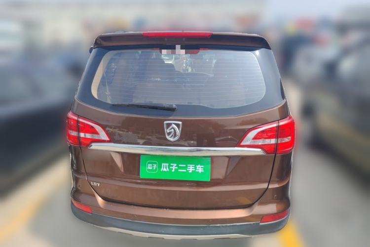 Used Baojun 730 2016 1.5T Manual Comfort Version 7 Seats Rear