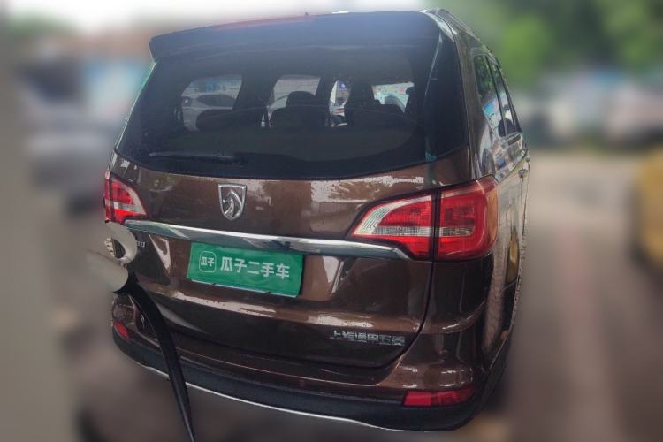 Used Baojun 730 2016 1.5T Manual Comfort Version 7 Seats Rear