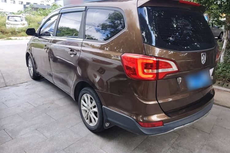 Used Baojun 730 2016 Revised 1.5L Manual Standard Version 7 Seats China V Emission Standard Rear Left 45 Deg