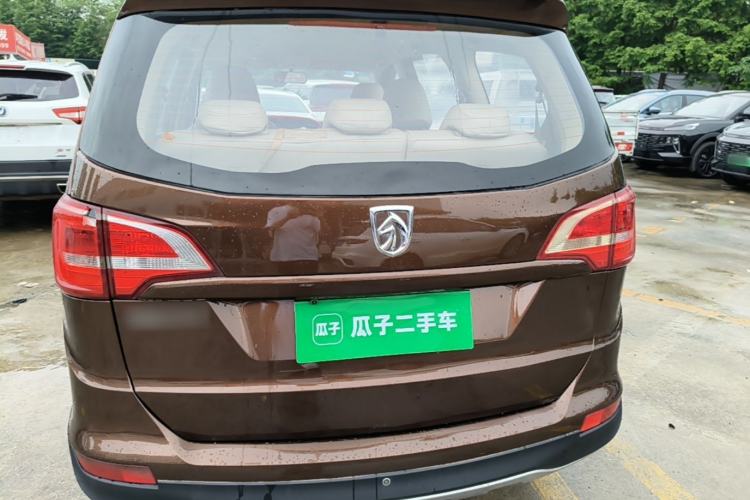 Used Baojun 730 2016 Revised 1.5L Manual Standard Version 7 Seats China V Emission Standard Rear