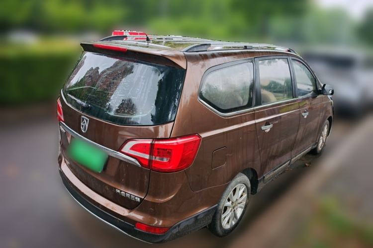 Used Baojun 730 2016 1.5L Manual Comfort Version 7 Seats China V Emission Standard Rear Right 45 Deg