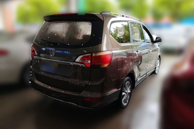 Used Baojun 730 2016 1.5L Manual Comfort Version 7 Seats China V Emission Standard Rear Right 45 Deg