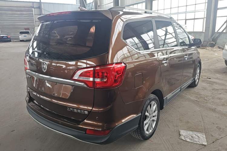 Used Baojun 730 2016 1.8L iAMT Luxury Model 7 Seats Rear Right 45 Deg