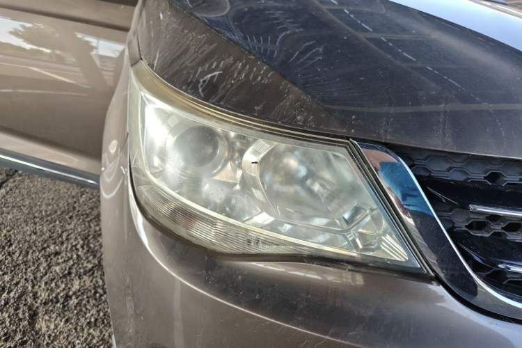 Used Baojun 730 2016 1.5L Manual Comfort Version 7 Seats China V Emission Standard Right Front Headlight