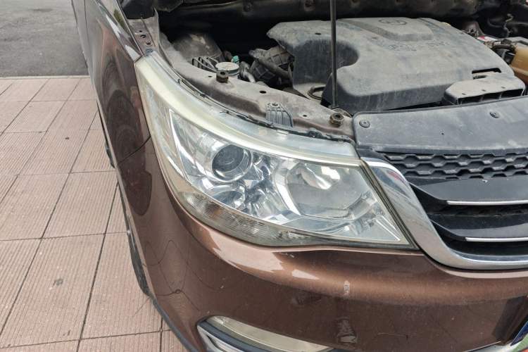 Used Baojun 730 2016 1.5L Manual Comfort Version 7 Seats China V Emission Standard Right Front Headlight