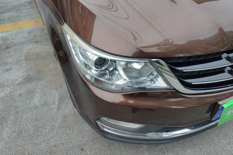 Used Baojun 730 2016 1.5L Manual Comfort Version 7 Seats China V Emission Standard Right Front Headlight