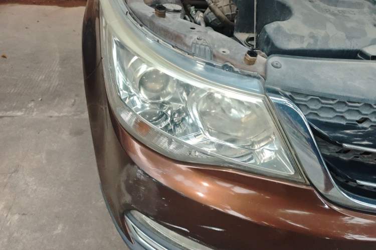 Used Baojun 730 2016 1.5L Manual Comfort Version 7 Seats China V Emission Standard Right Front Headlight