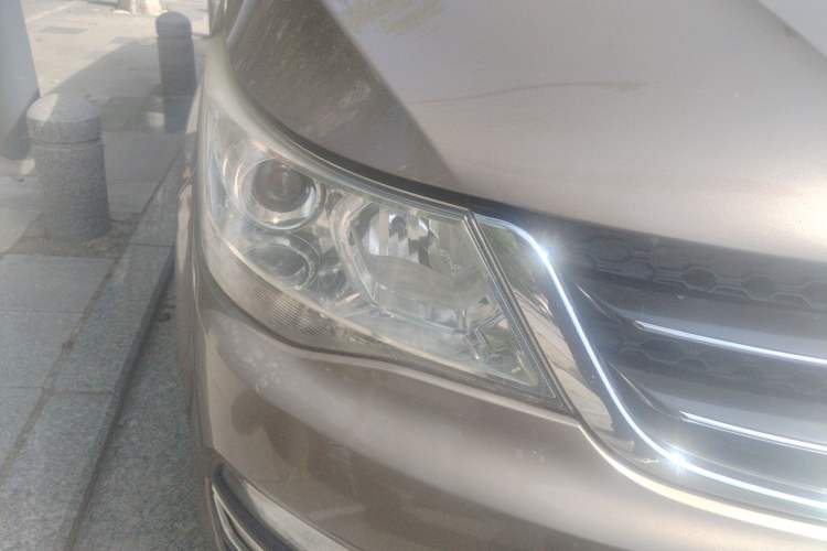 Used Baojun 730 2016 1.5L Manual Comfort Version 7 Seats China V Emission Standard Right Front Headlight
