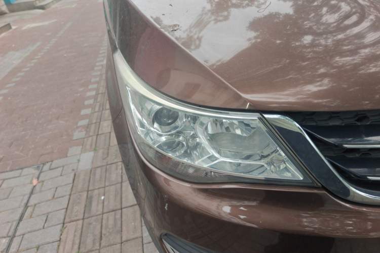 Used Baojun 730 2016 Revised 1.5L Manual Standard Version 7 Seats China V Emission Standard Right Front Headlight