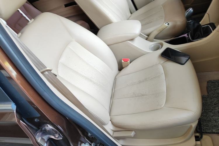 Used Baojun 730 2016 1.8L Manual Comfort Version 7 Seats Right Front Seat