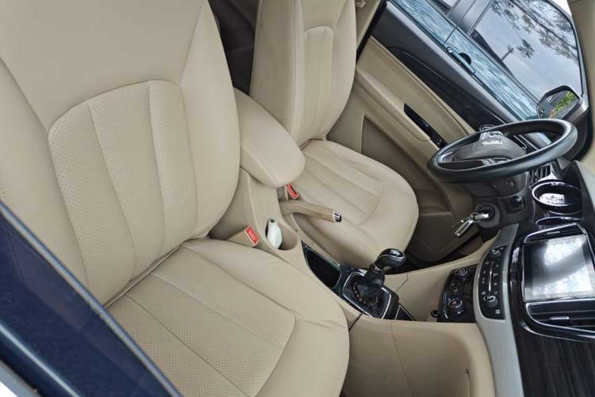 Used Baojun 730 2016 1.5L Manual Luxury Edition 7 Seats Right Front Seat