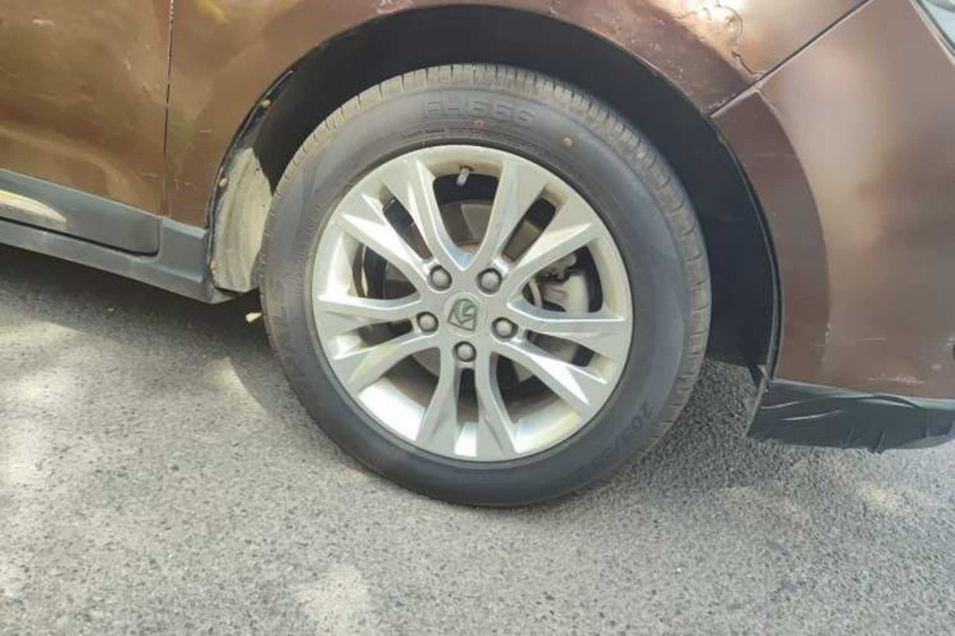 Used Baojun 730 2016 1.8L iAMT Comfort Version 7 Seats Right Front Wheel Hub