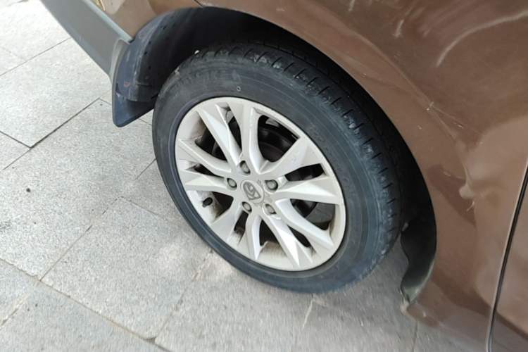Used Baojun 730 2016 Revised 1.5L Manual Standard Version 7 Seats China V Emission Standard Right Rear Wheel Hub