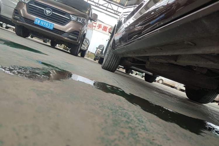 Used Baojun 730 2016 Revised 1.5L Manual Standard Version 7 Seats China V Emission Standard Right Side Sill