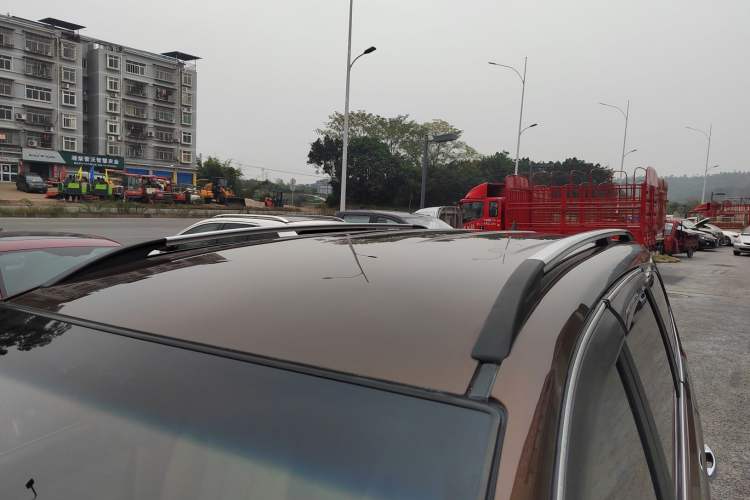 Used Baojun 730 2016 1.8L iAMT Comfort Version 7 Seats Roof