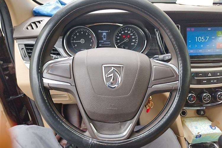 Used Baojun 730 2016 1.5L Manual Comfort Version 7 Seats China V Emission Standard Steering Wheel