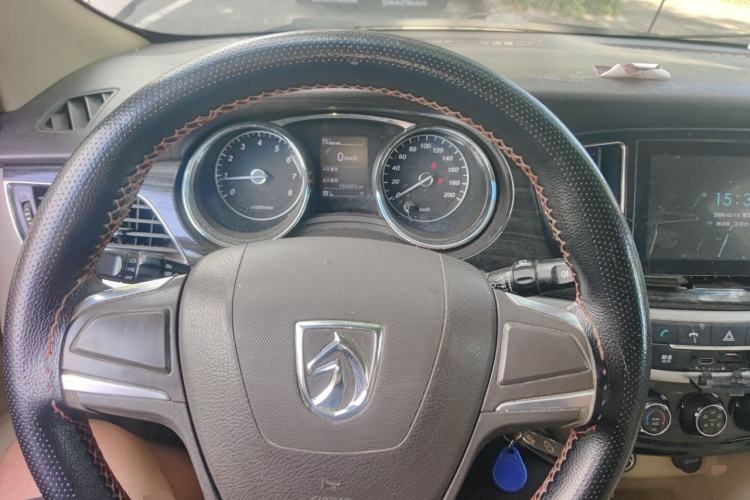 Used Baojun 730 2016 1.5L Manual Comfort Version 7 Seats China V Emission Standard Steering Wheel