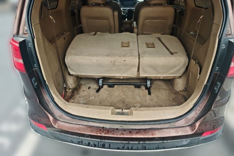 Used Baojun 730 2016 1.5L Manual Luxury Edition 7 Seats Trunk