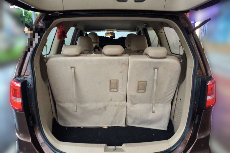Used Baojun 730 2016 1.5T Manual Comfort Version 7 Seats Trunk